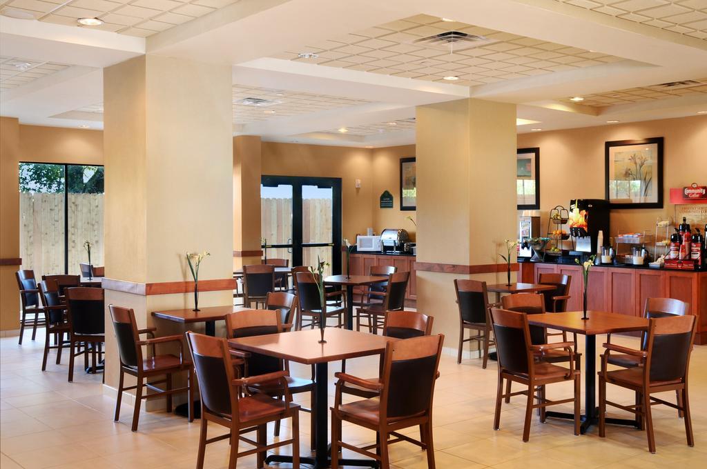 Wingate By Wyndham New Braunfels Hotel Bagian luar foto